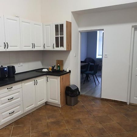 Hostel Comfort Прага Экстерьер фото