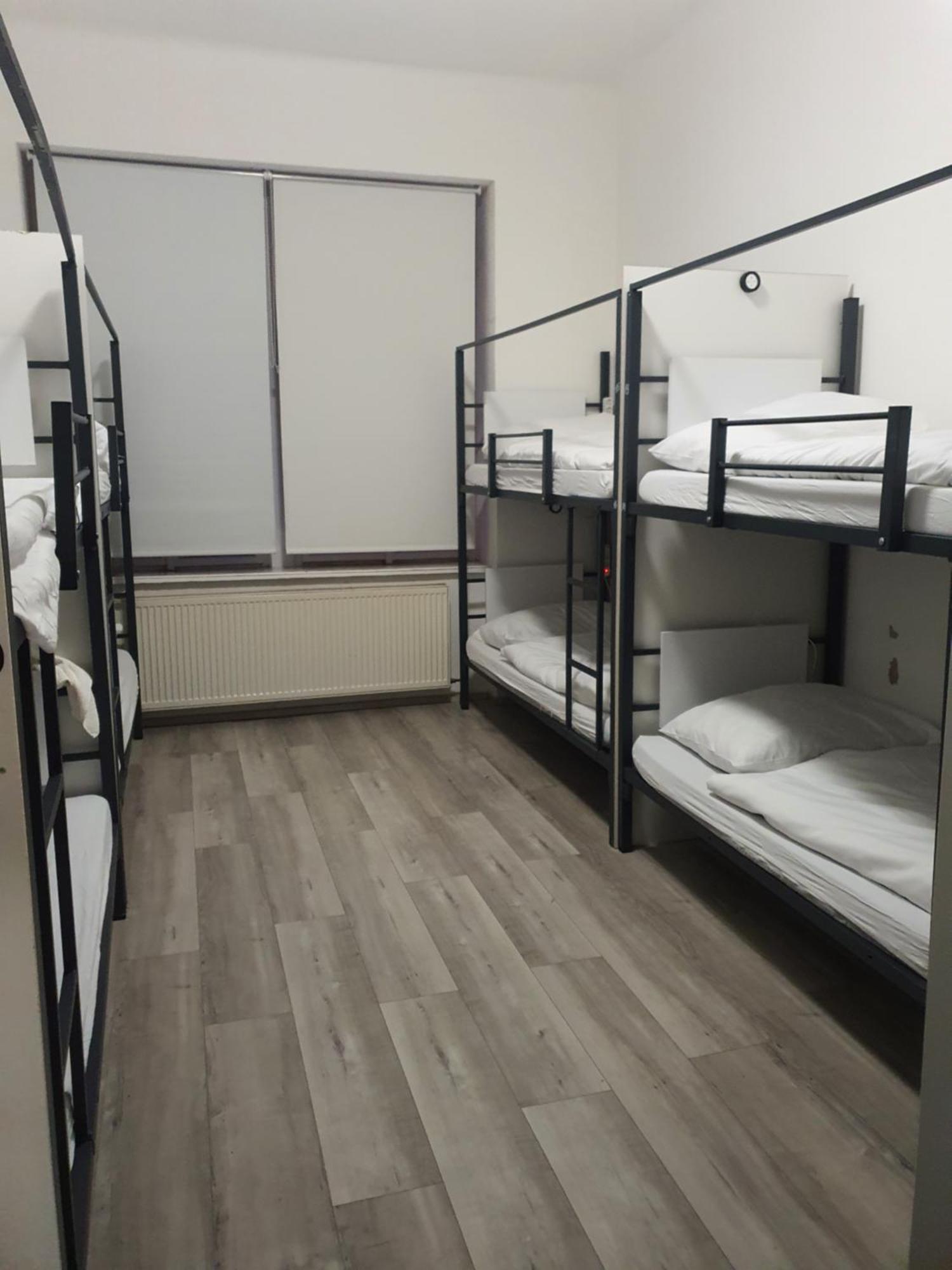 Hostel Comfort Прага Экстерьер фото